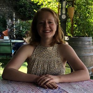 Meet your Posher, Nina